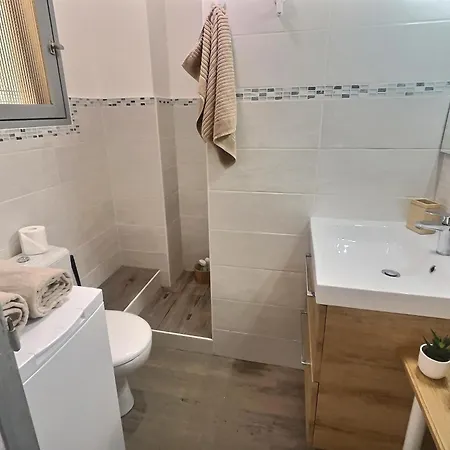 Apartment Chez Thim Hyères